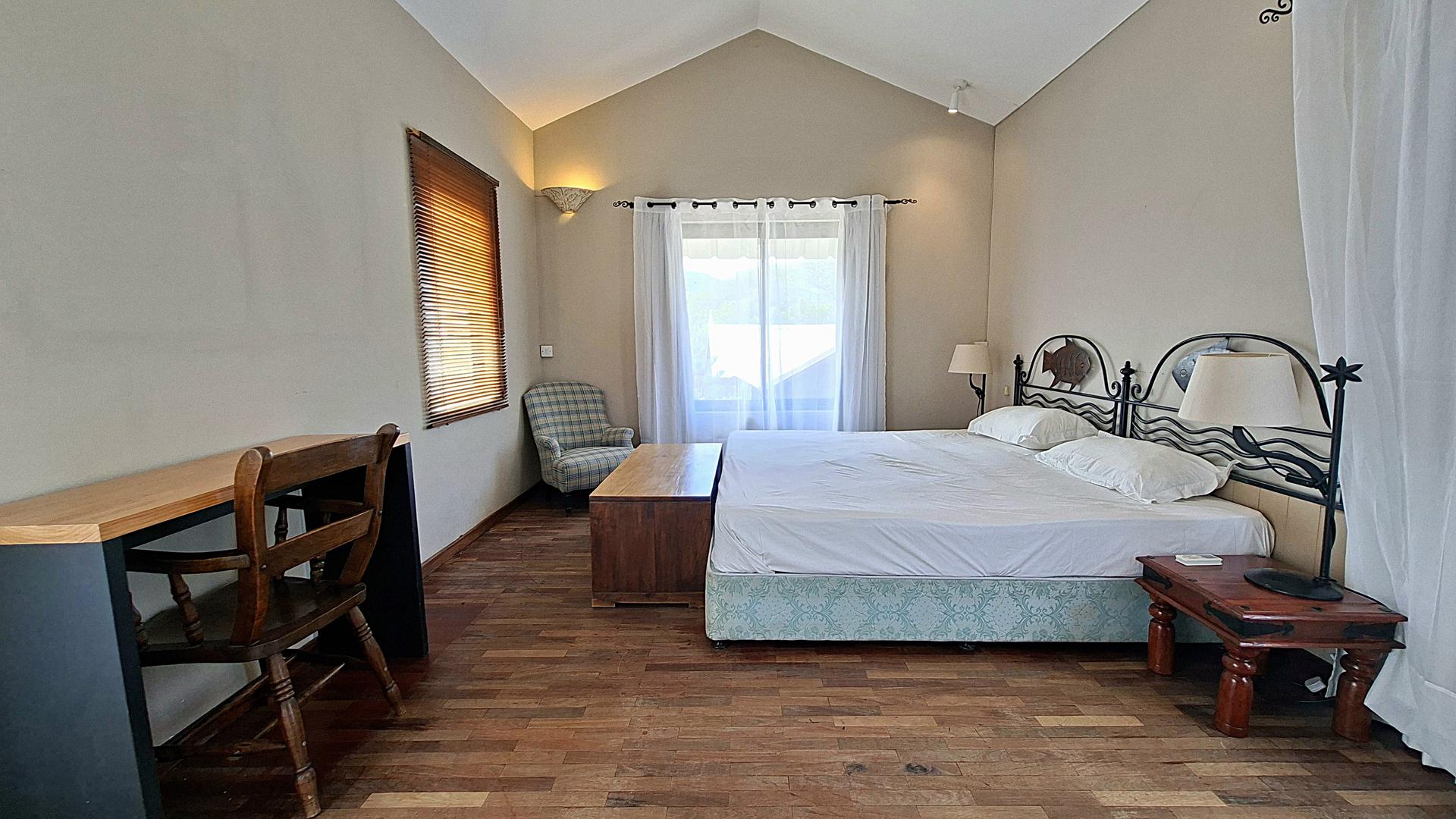 Villa Salina — 8