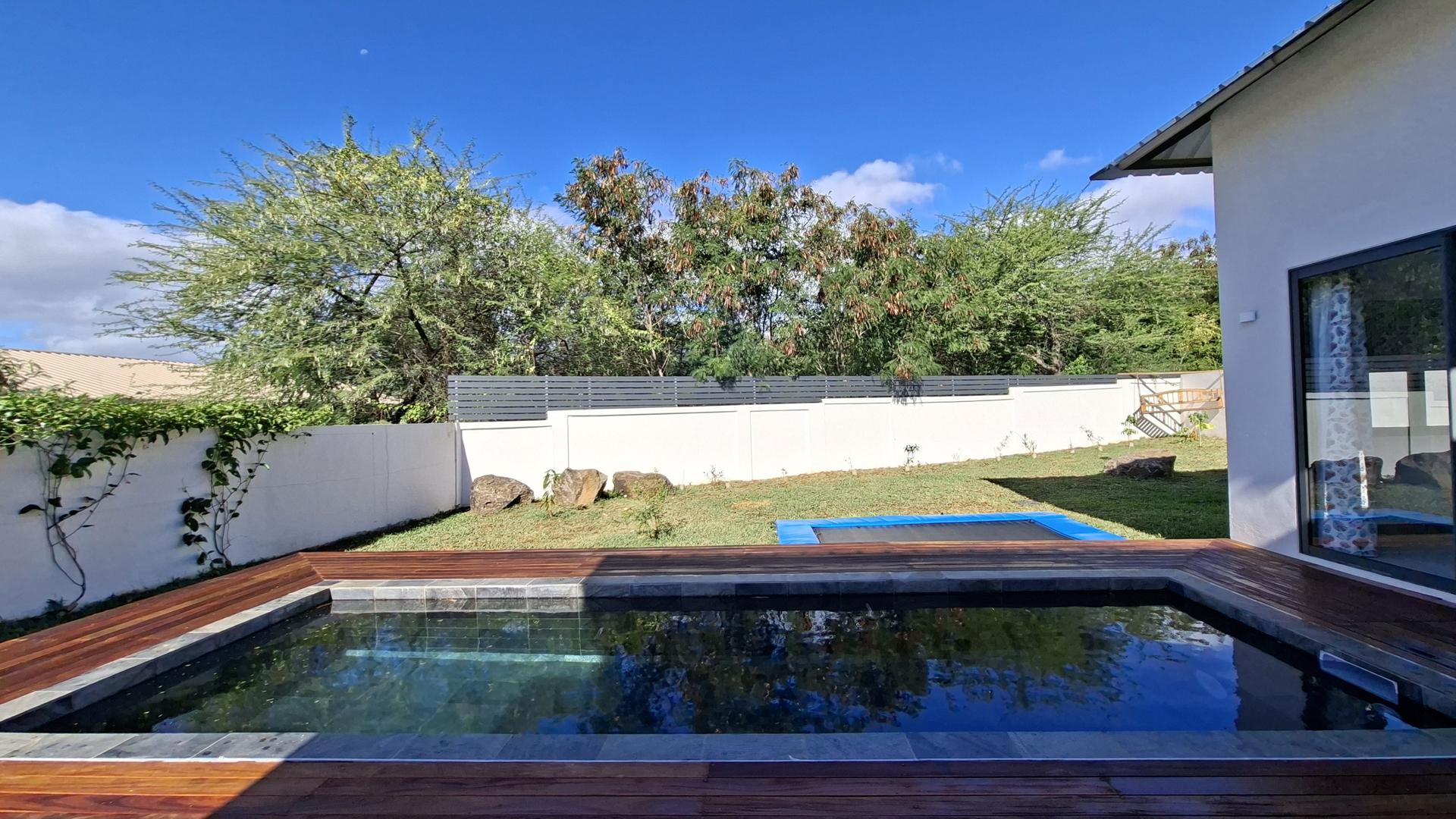 West Bloom — 16