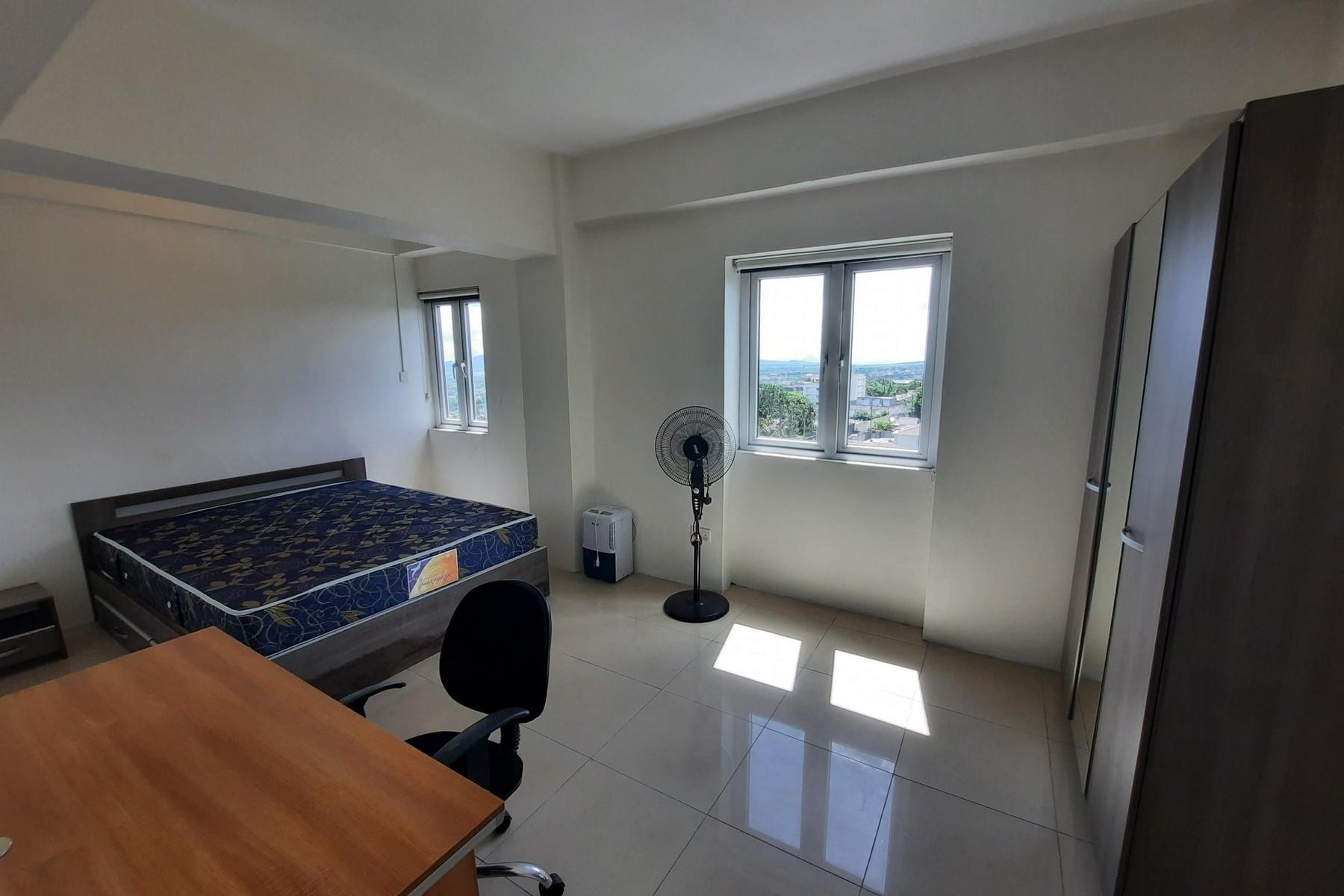 Pocket Listing - Metropolitan Elegance  — 9
