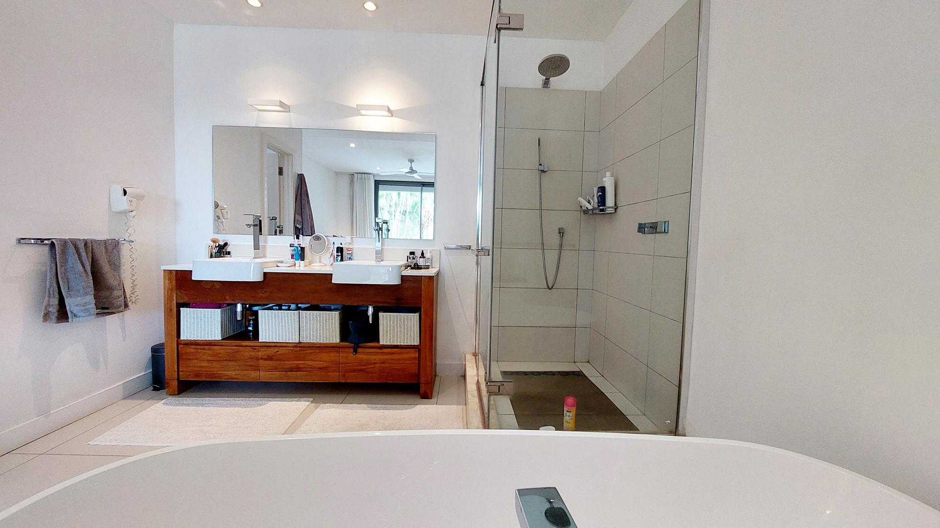 Riversail Apartment — 14