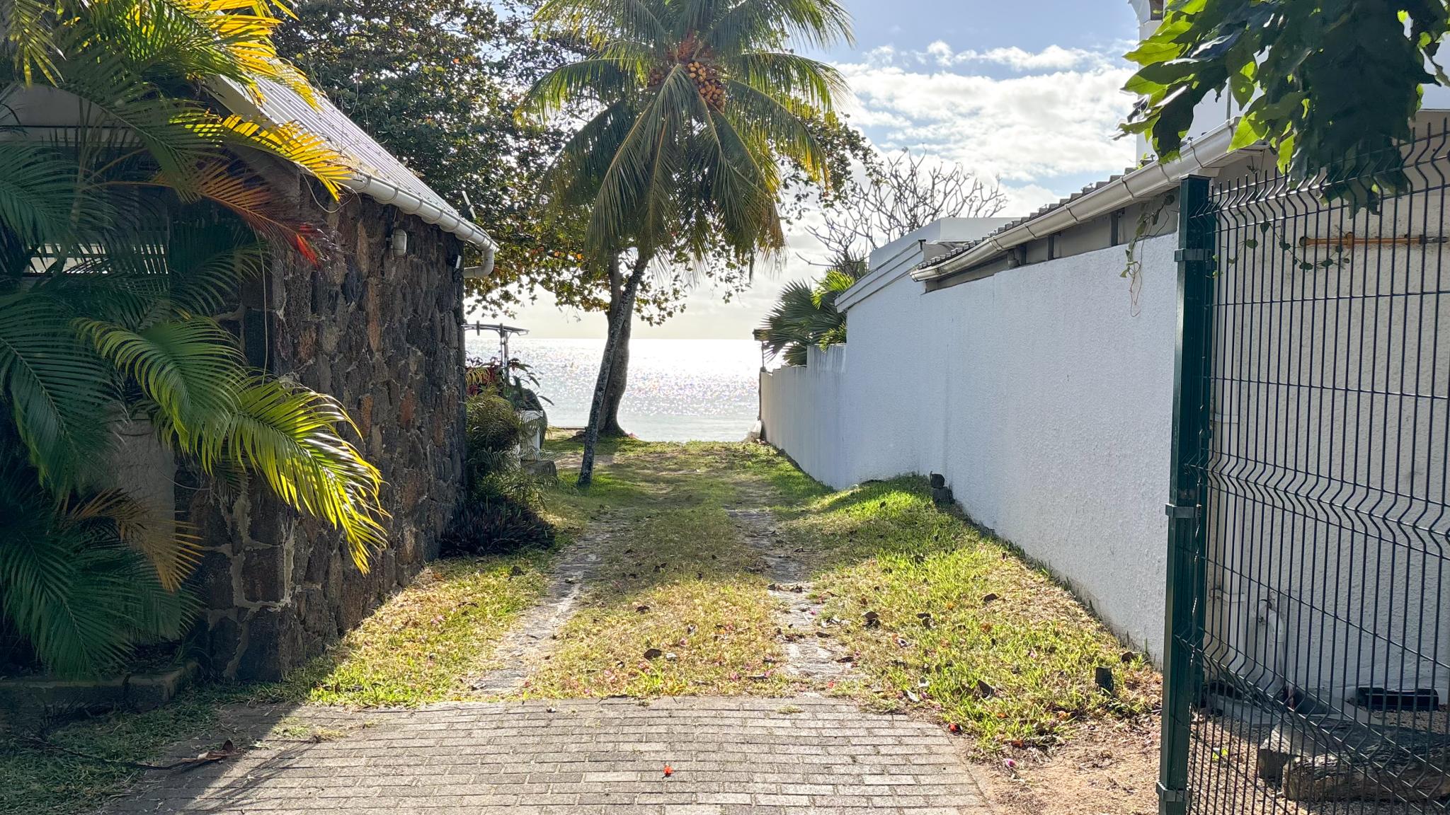 Seashell Retreat — 15