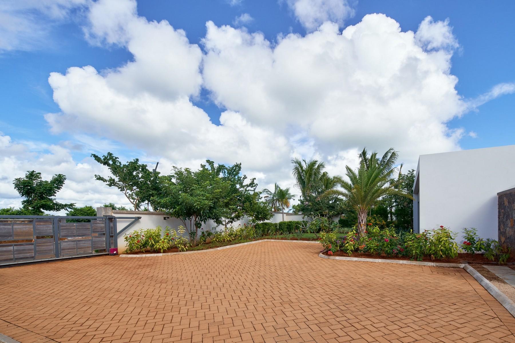 Ocean River Villa — 22