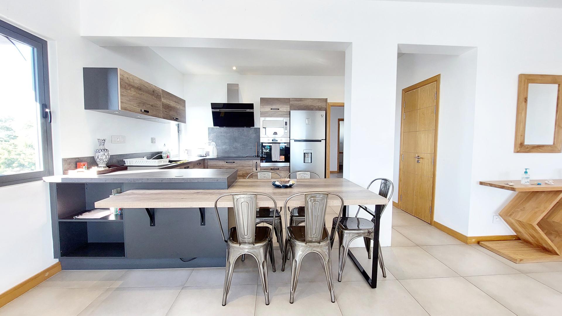 Seabreeze Penthouse — 2