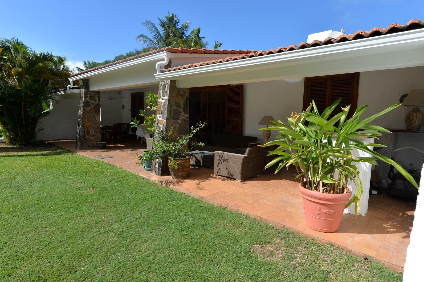 Villa Iniesta — 2