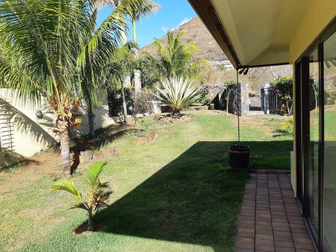 Villa Hiraya — 11