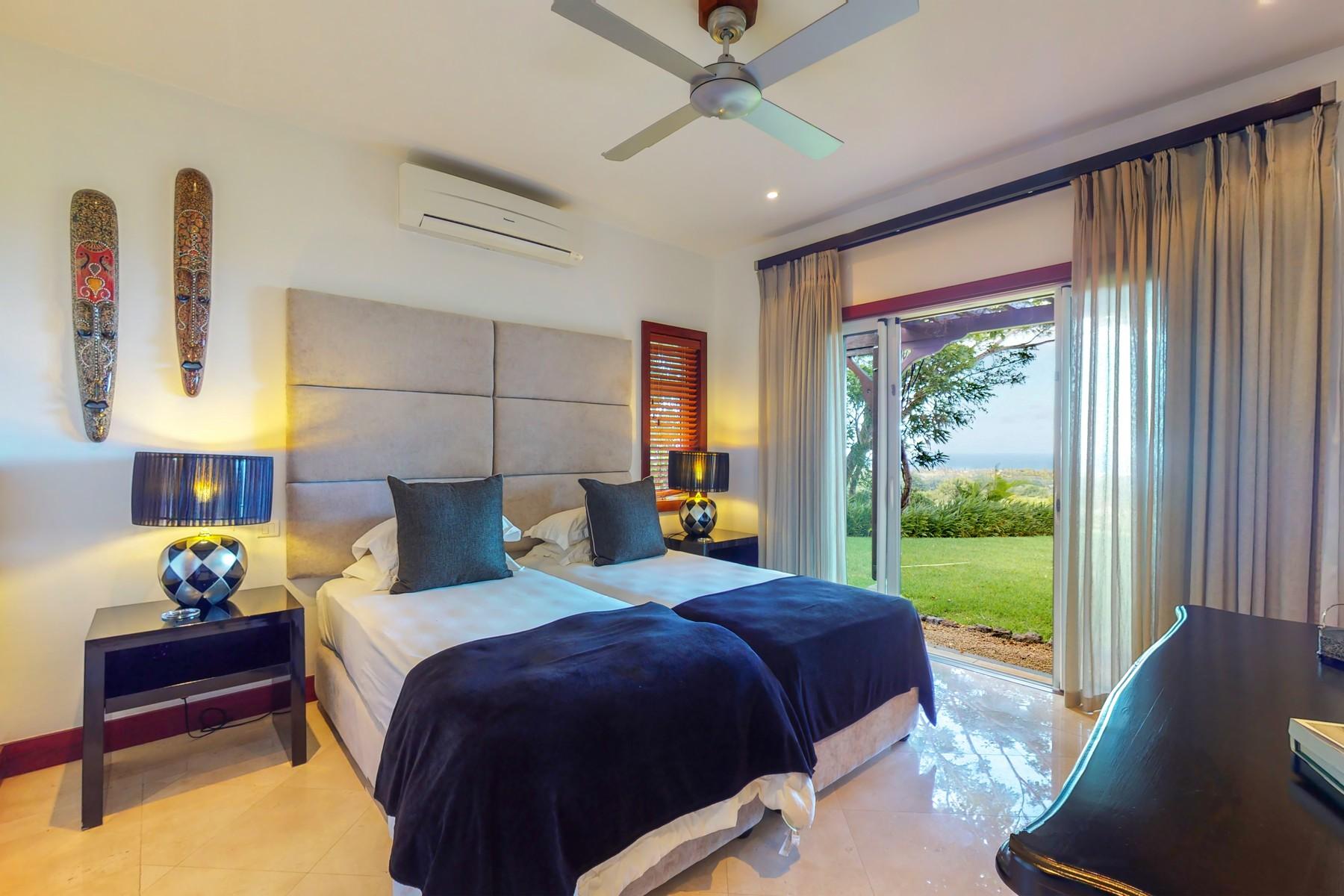 Blue Velvet, Heritage Villas Valriche — 14