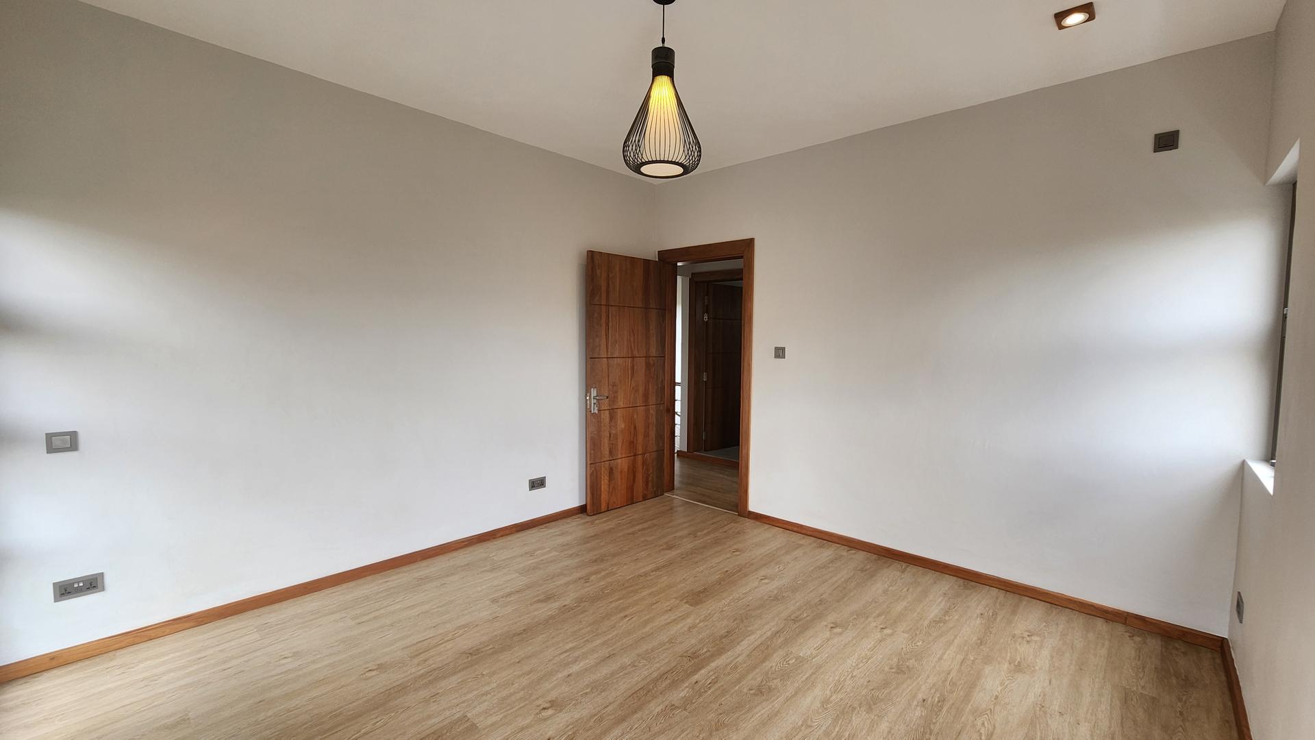 Sunnyside Duplex — 4