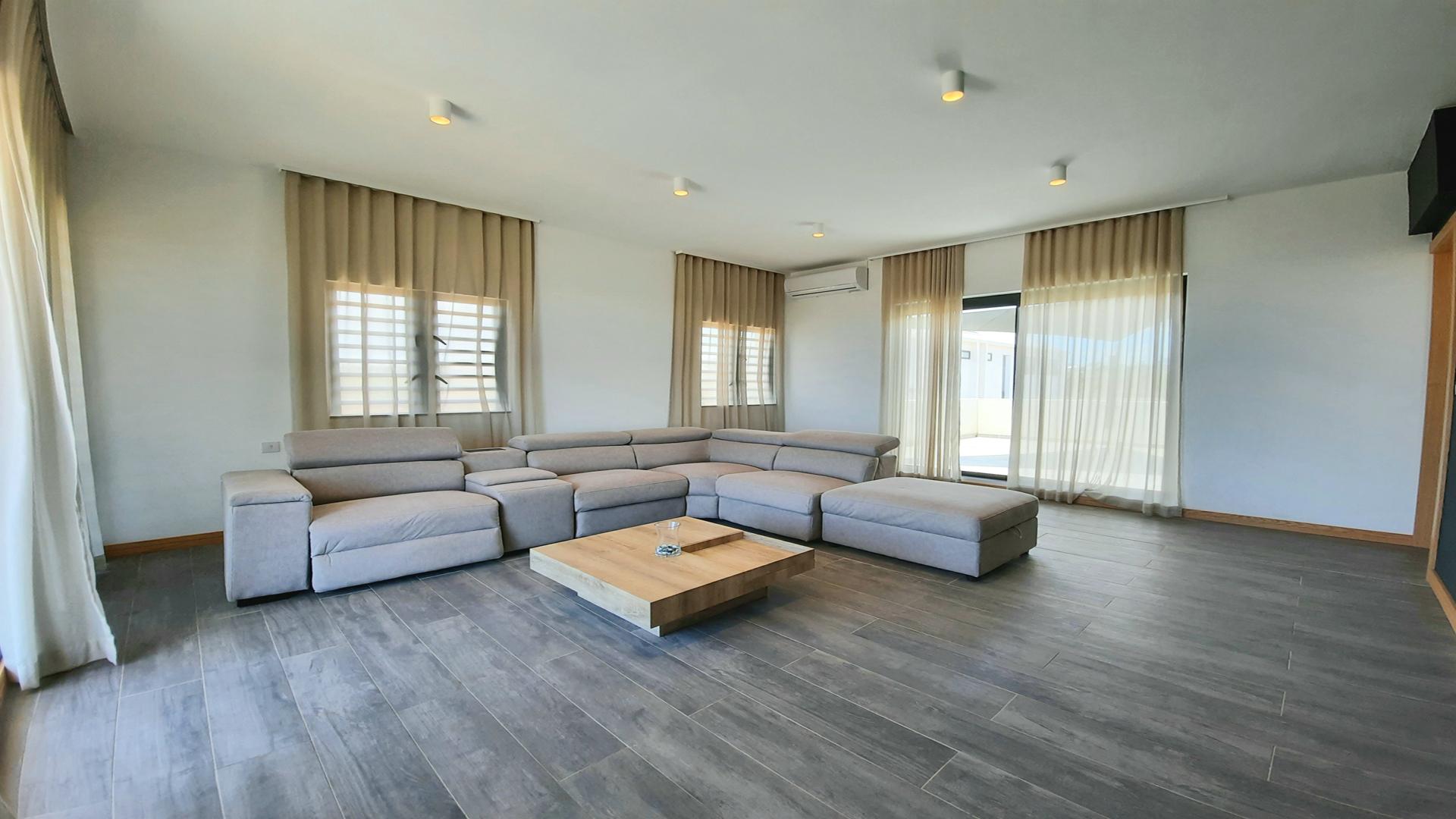 Skyline Villa — 8