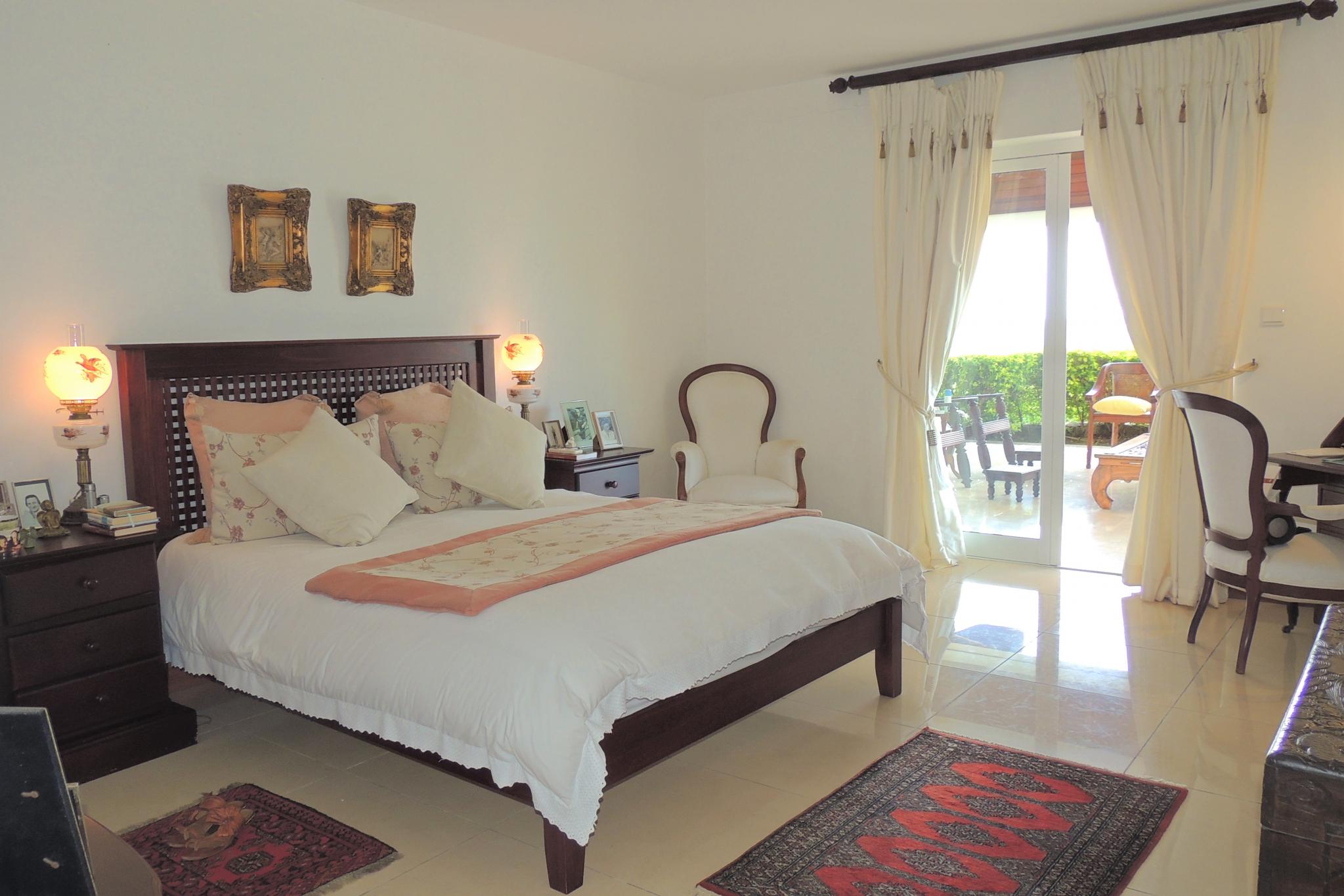 Fairview Villa — 10