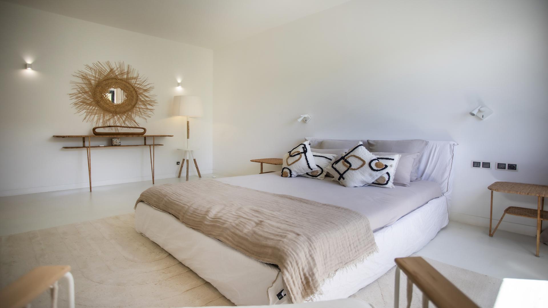 Wildflower Luxury Villa — 11