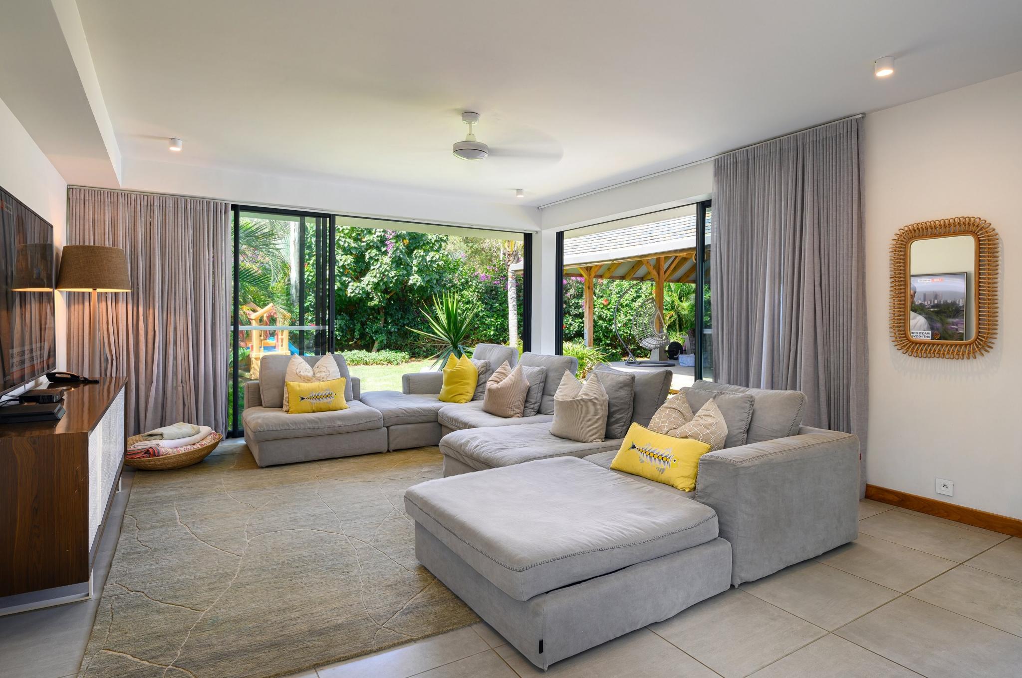 Foothill Prestige — 7