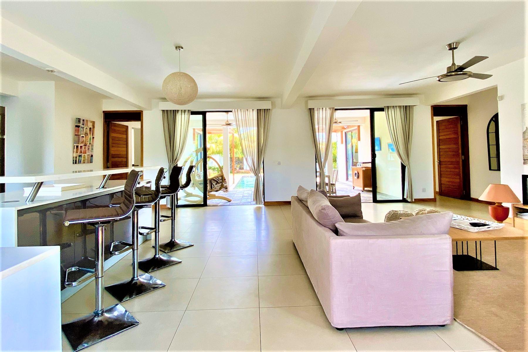 Tropical Villa — 8