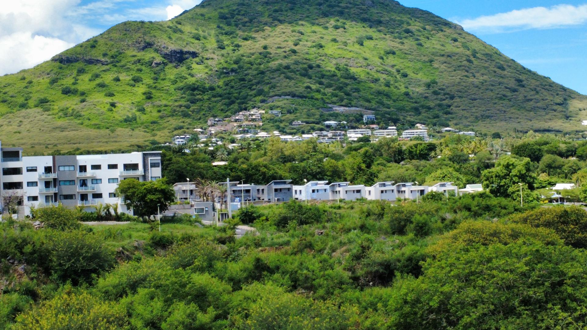 Somerset West Apartment — 13