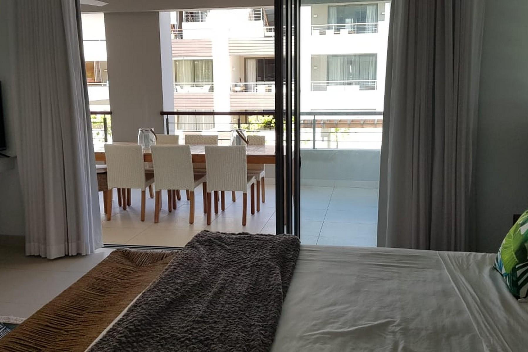 Element Bay Apartment — 10