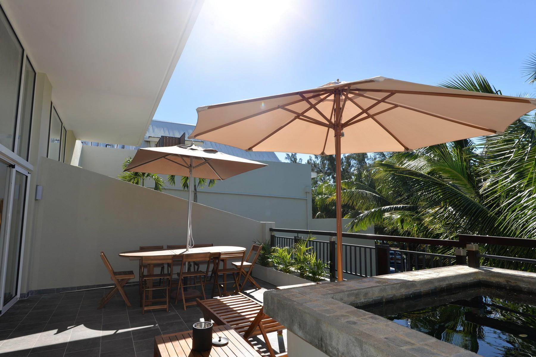 Contemporary Beachside Penthouse, Cape Bay — 4
