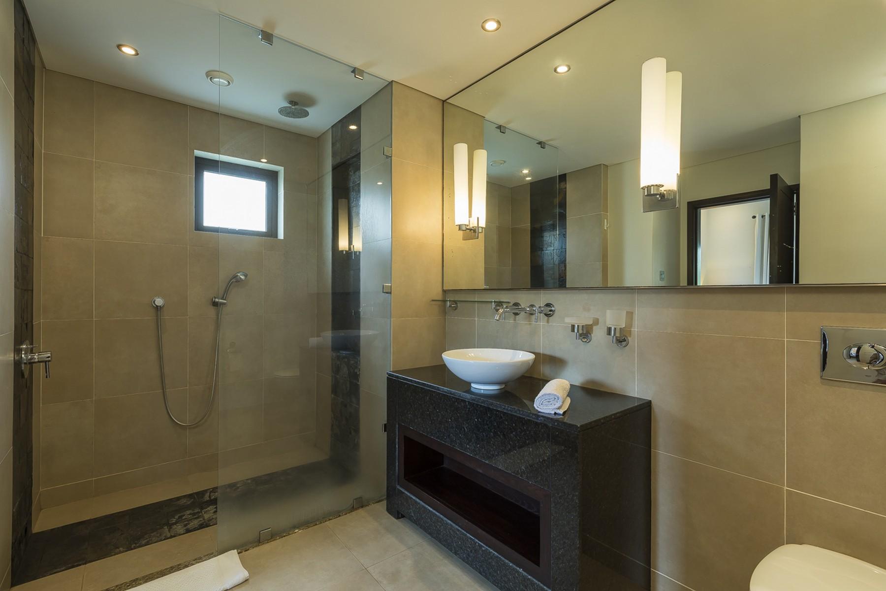 Charming Golf & Sea facing Apartment, Beau Champ — 10
