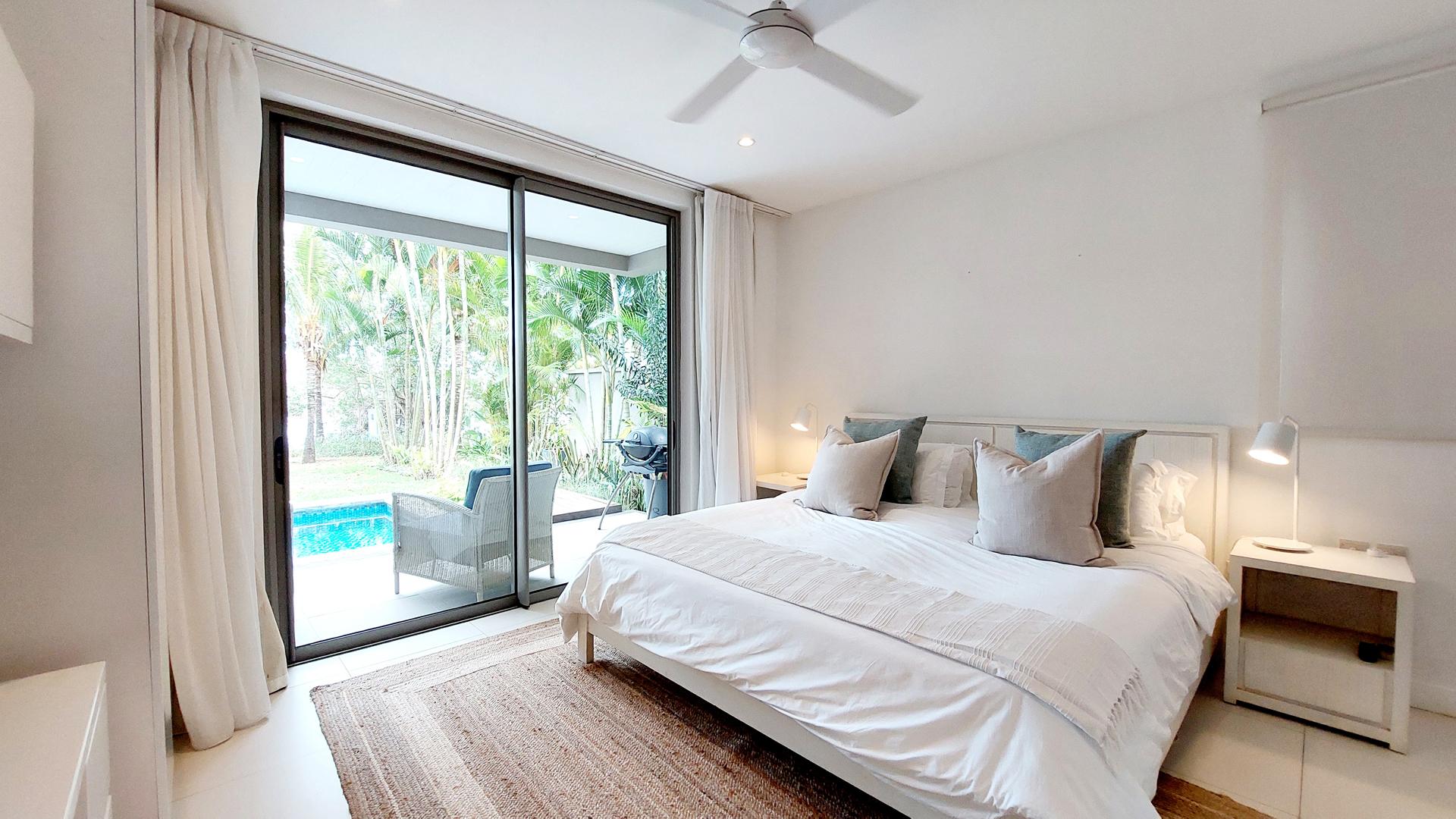 West Riversail  — 8