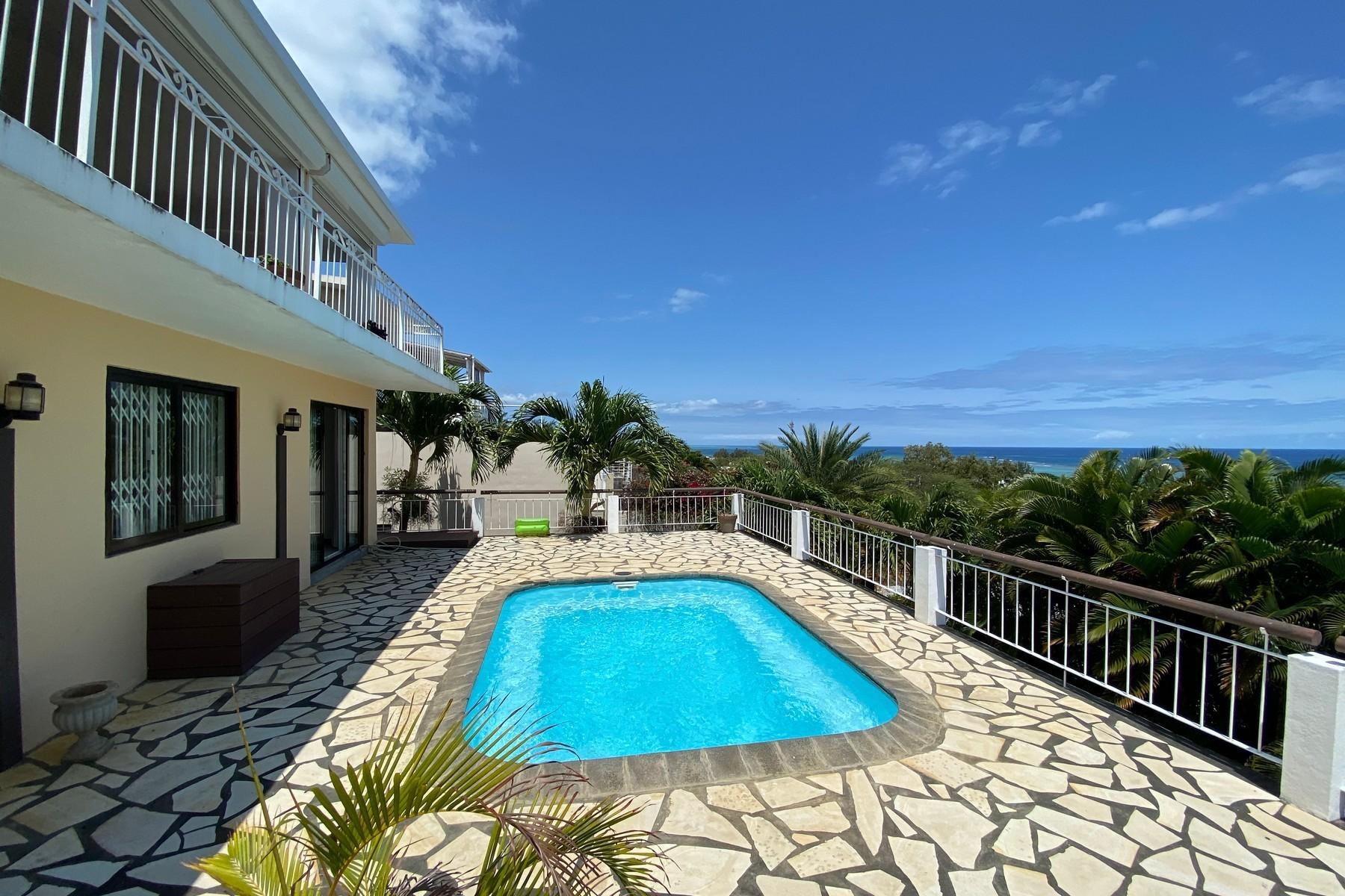 Brand new on the market  — 8