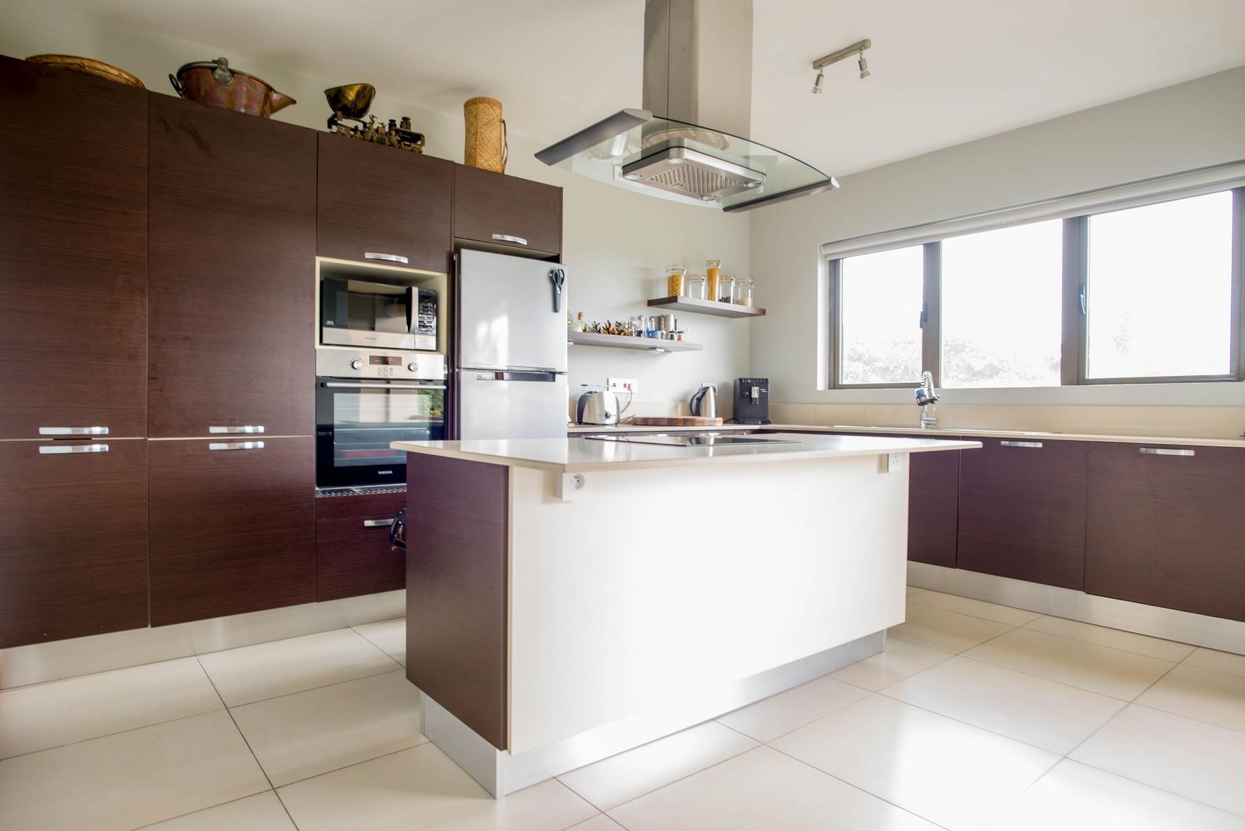 5, Les Terrasses de Martello — 5