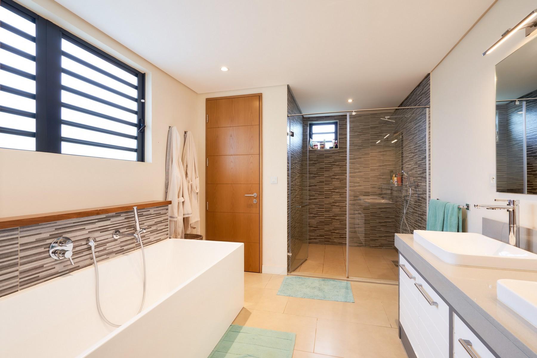 Majestic Villa, Azuri, Lot 27 — 14