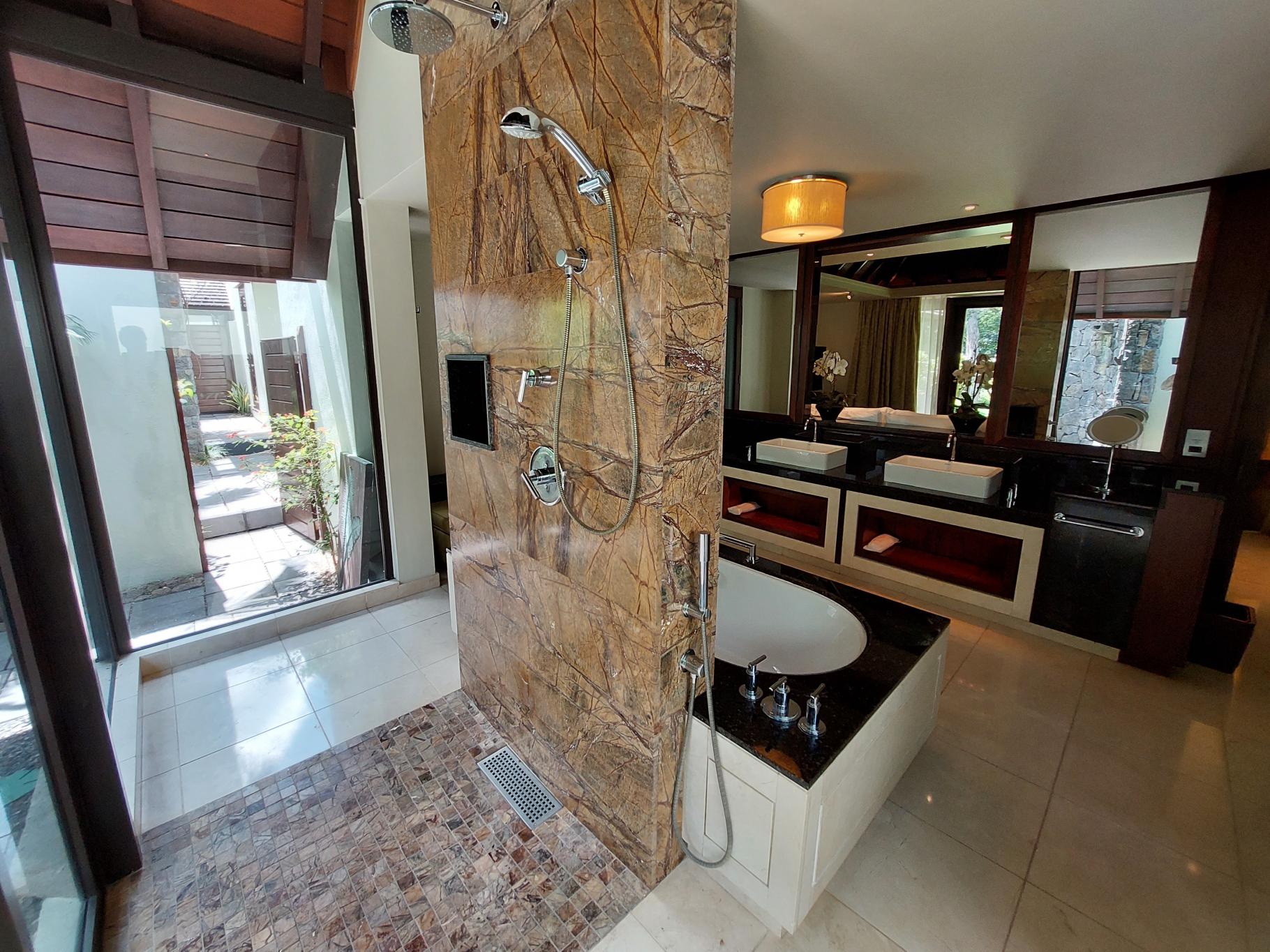 Four Seasons Lakeview — 11