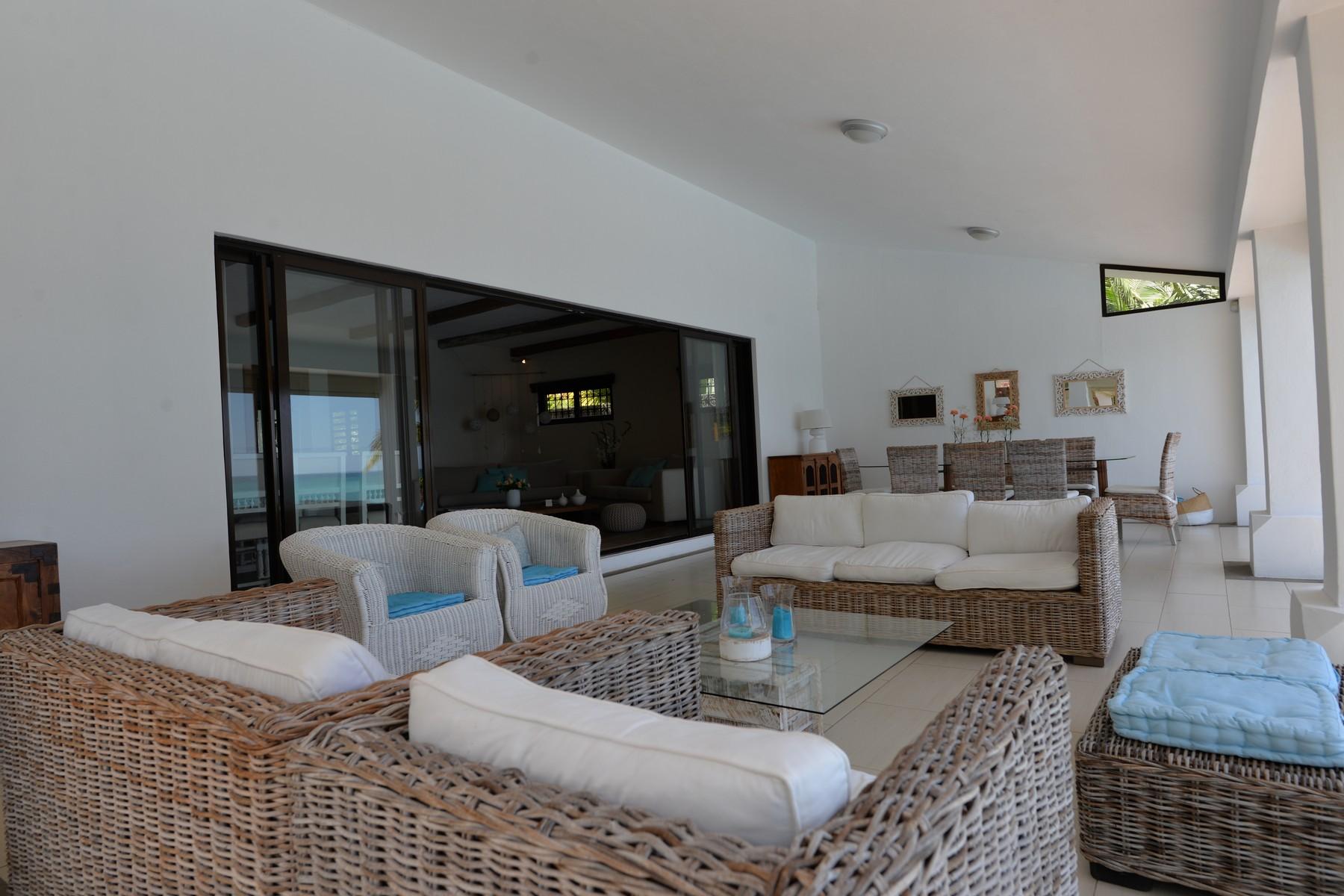 Malibu Villa — 3