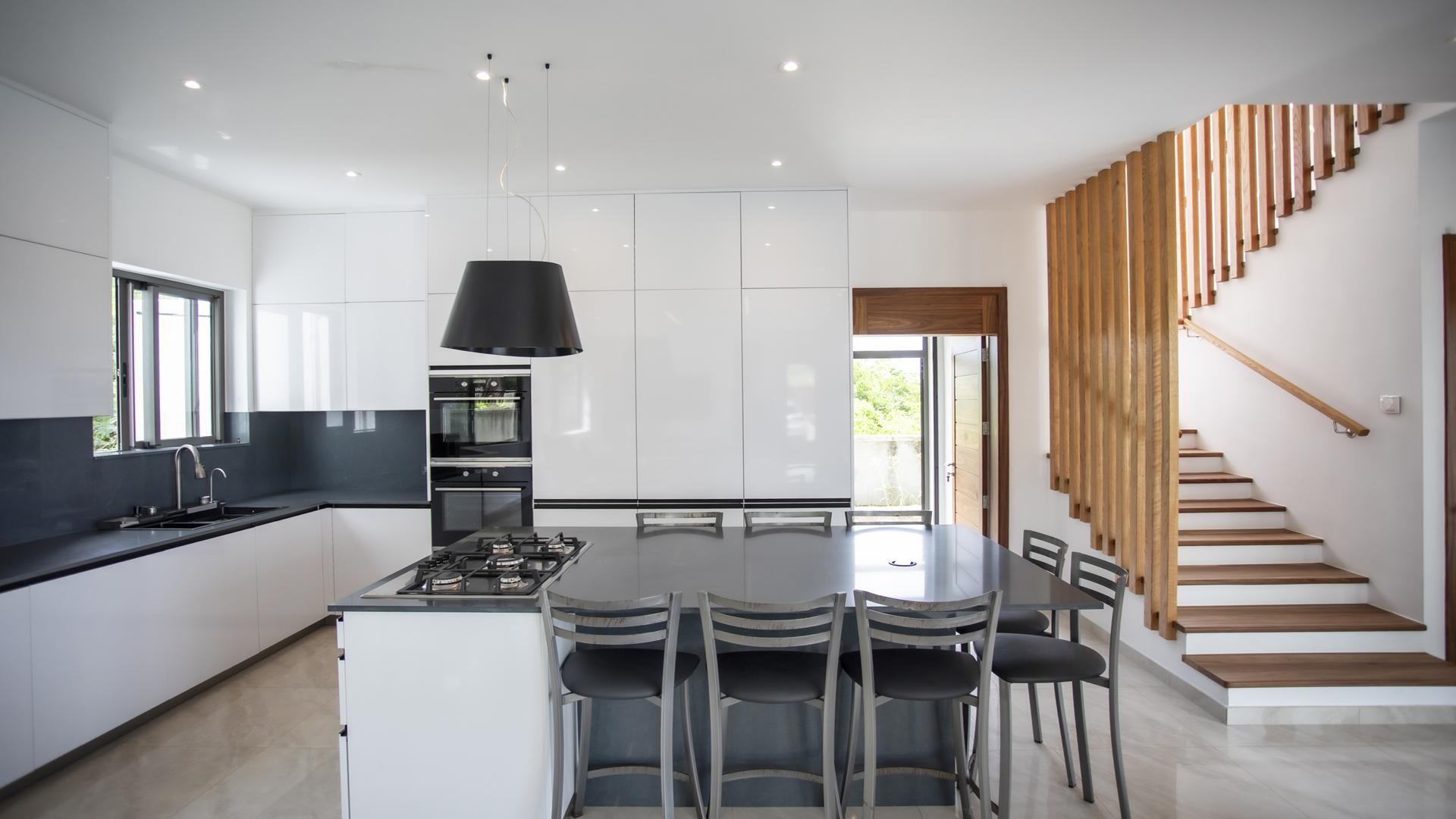 Alyra Villa — 6
