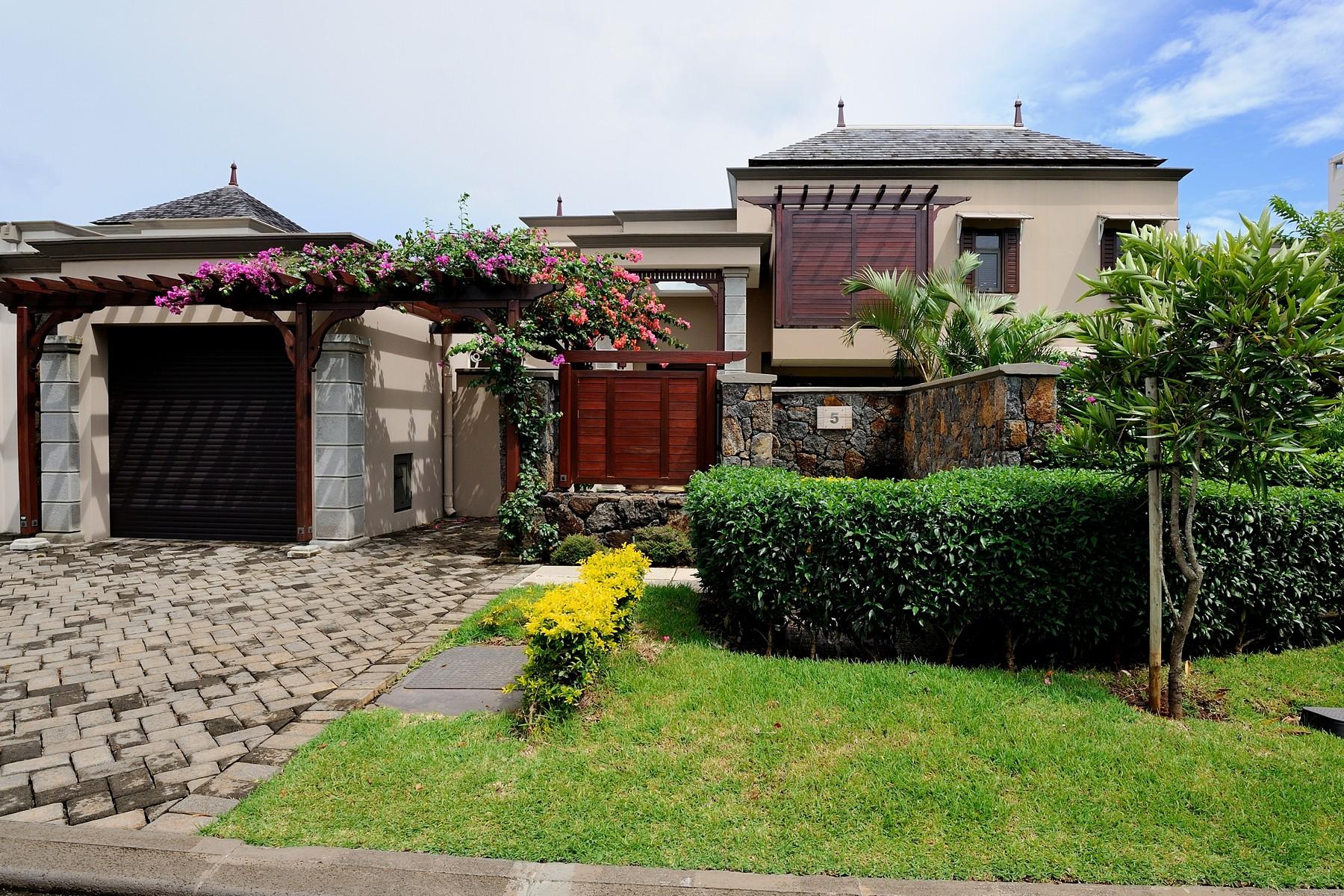 137 Heritage Villas Valriche — 2