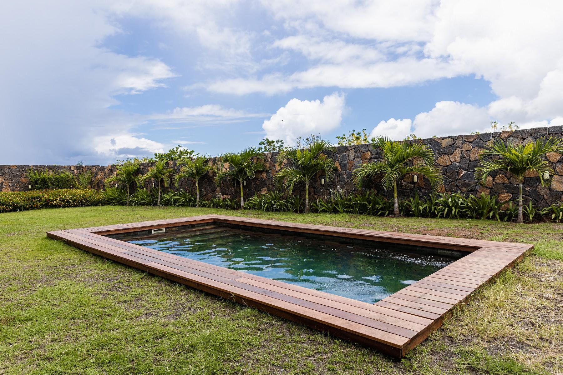 Summertime villa — 14