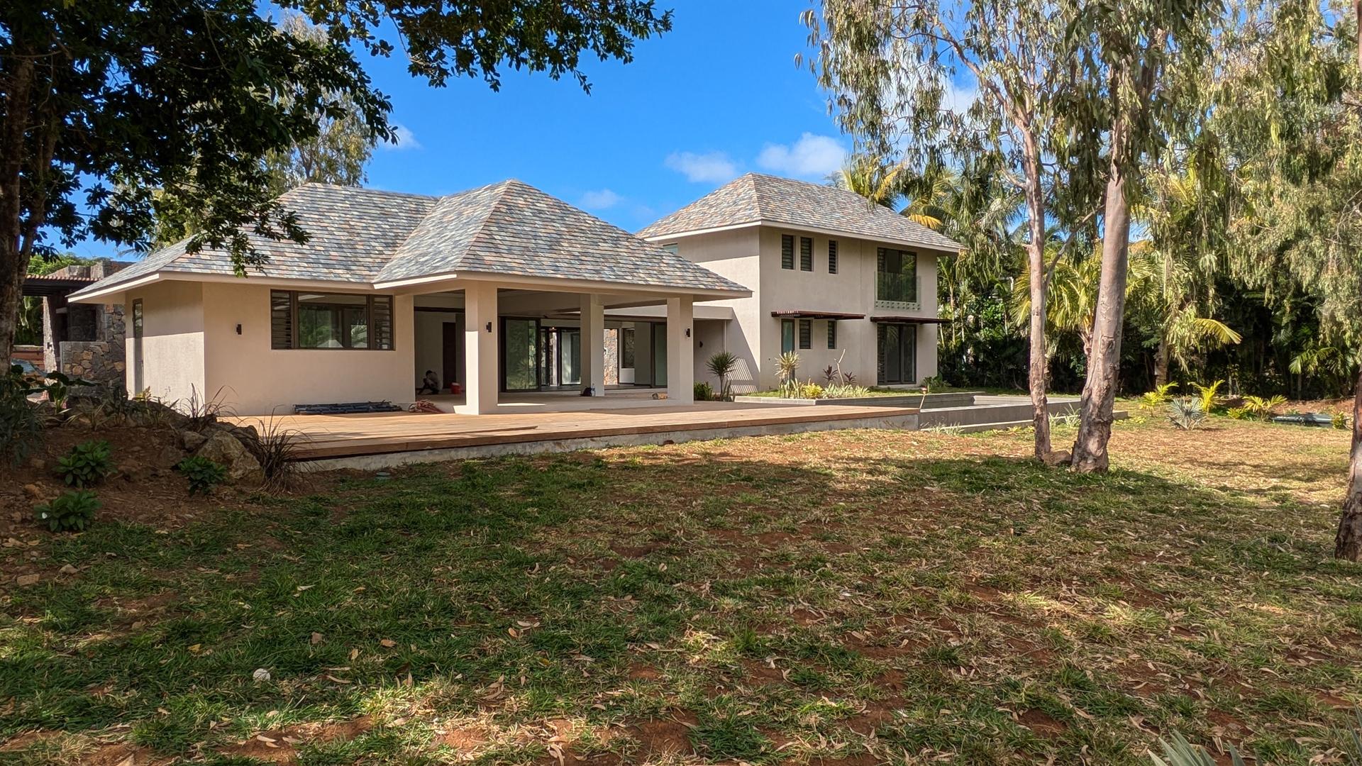 Villa Birdie, Anahita — 2