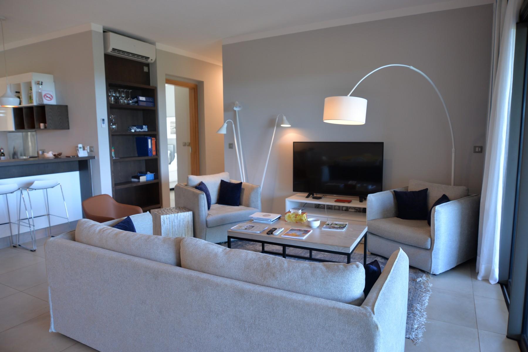 Crystal Apartment, Royal Park — 8
