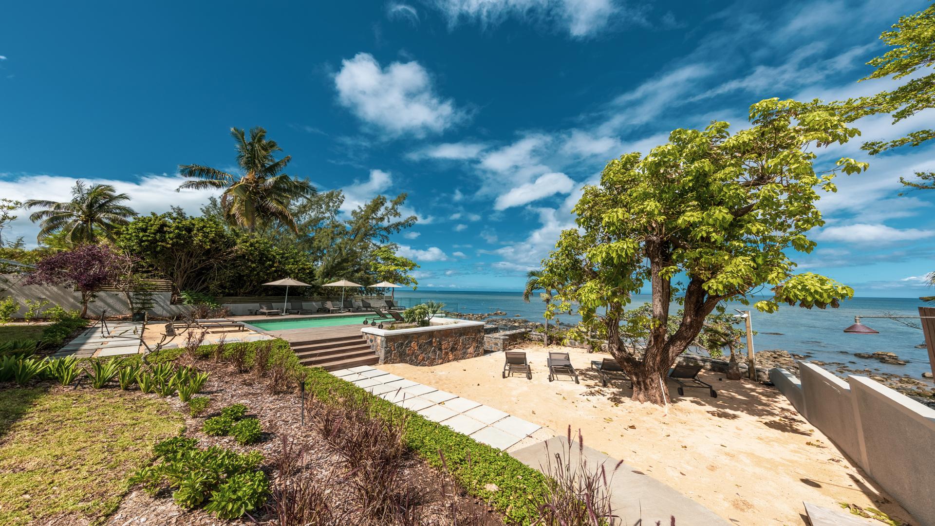 Pocket listing - Ocean Whisper  — 14