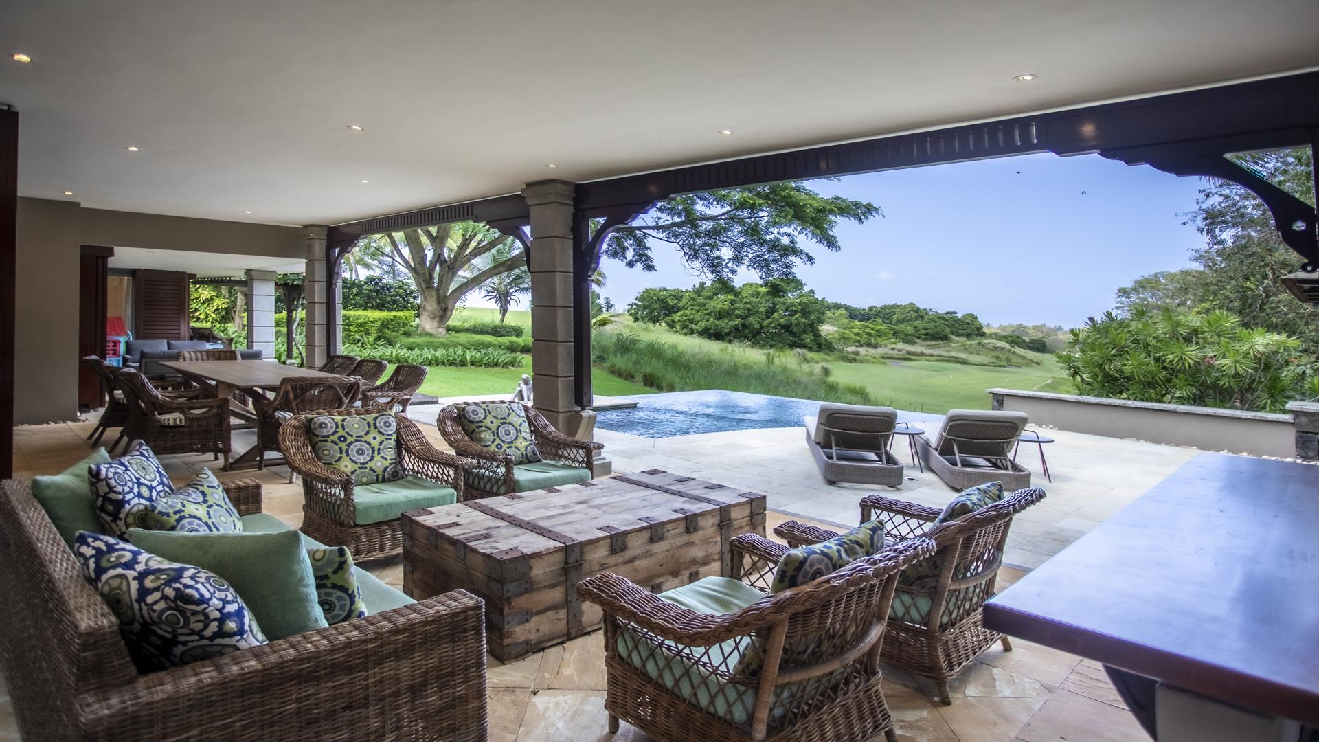 Whisper of Bel Ombre - Heritage Villas Valriche — 2