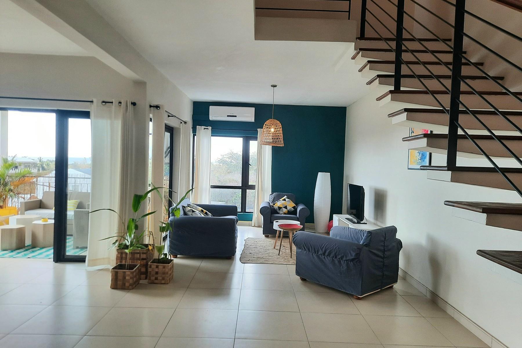 Dream Living  — 4