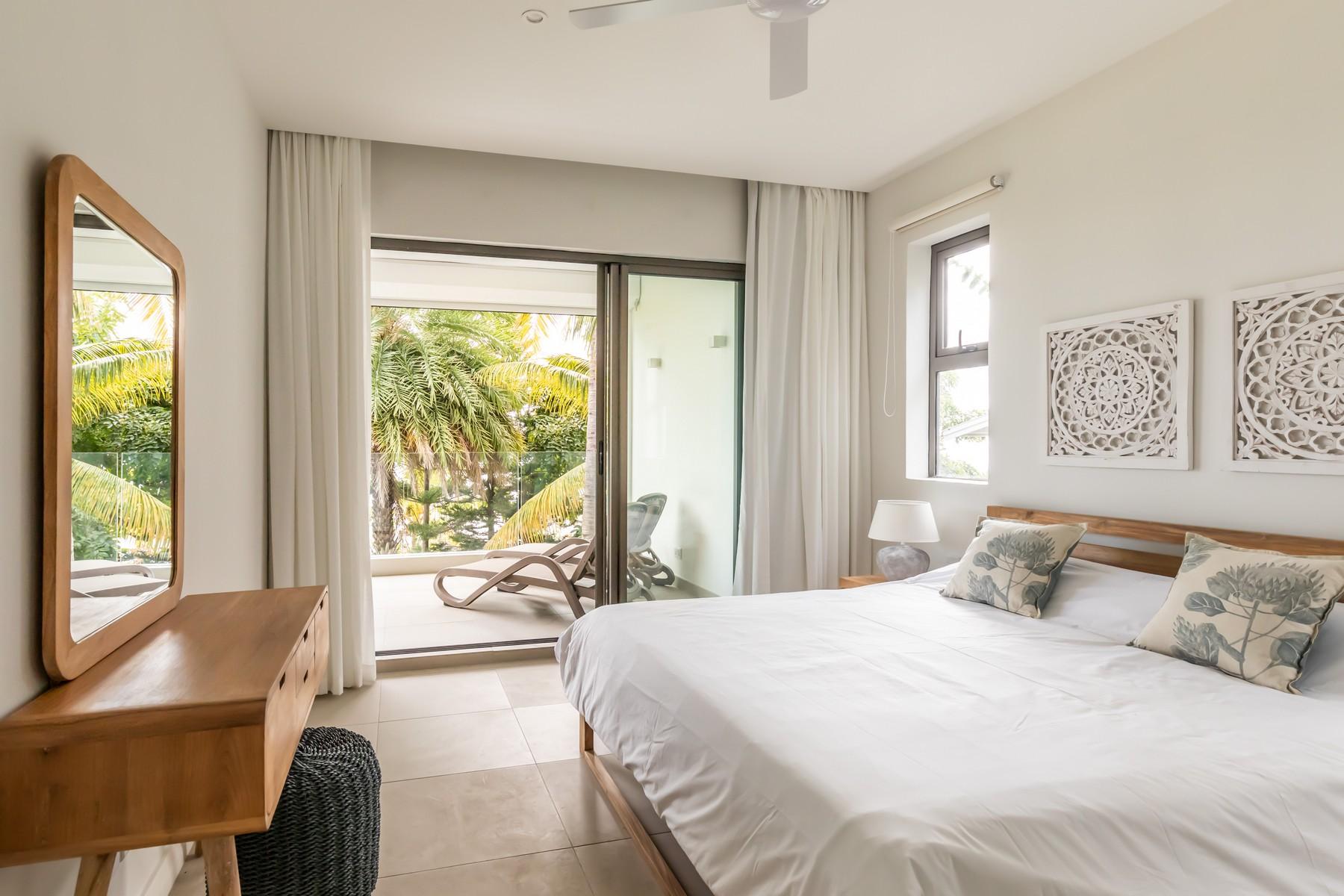 Coral Beach — 19
