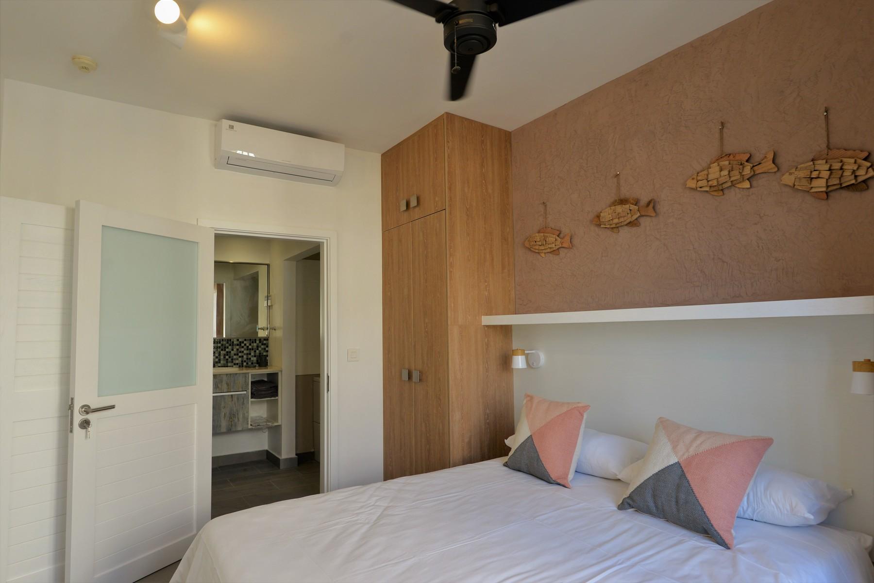 Contemporary Beachside Penthouse, Cape Bay — 13