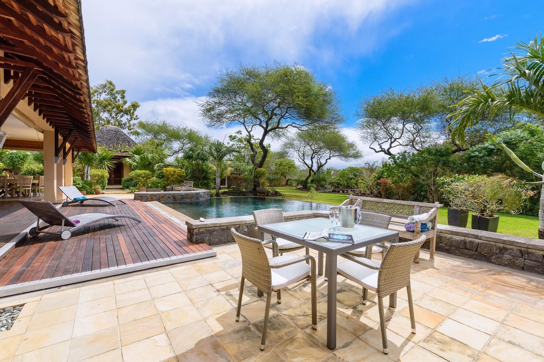 Luxurious Hideaway                   — 4