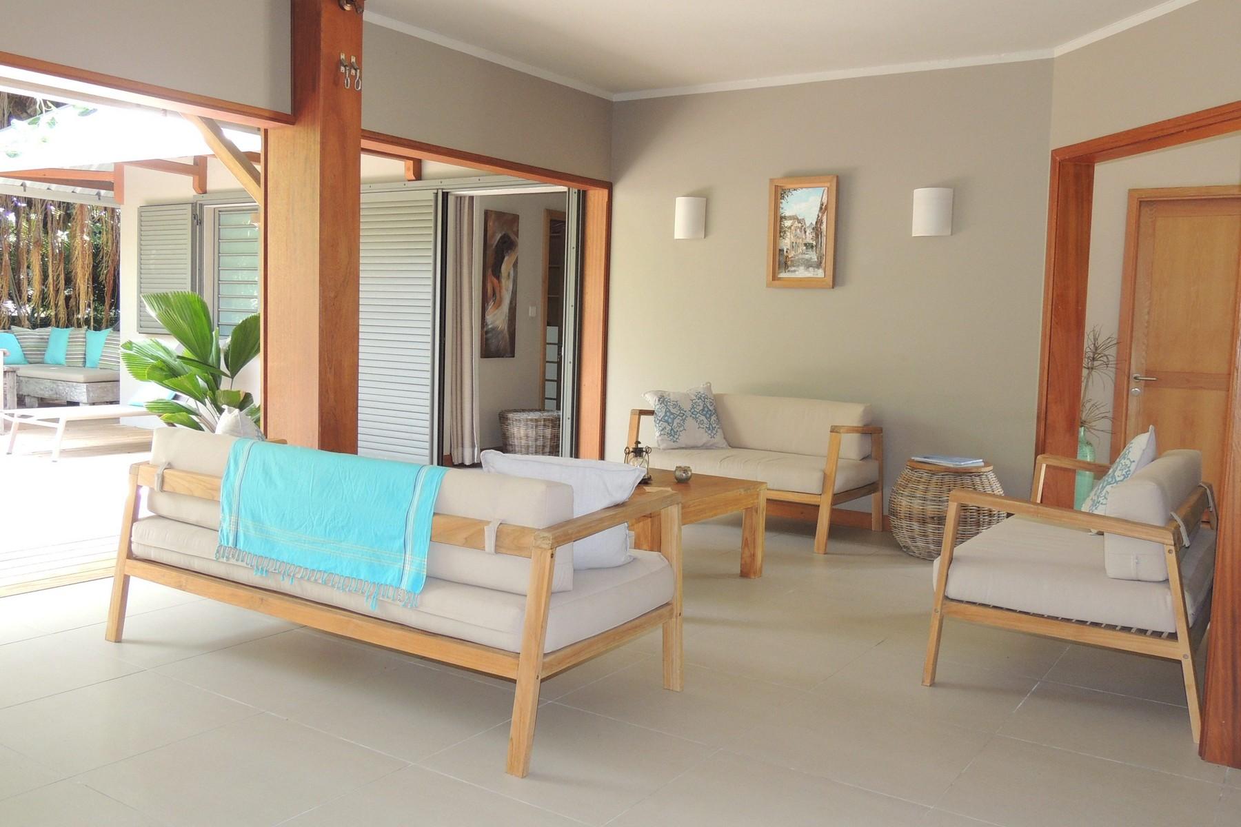 Summer Villa — 3