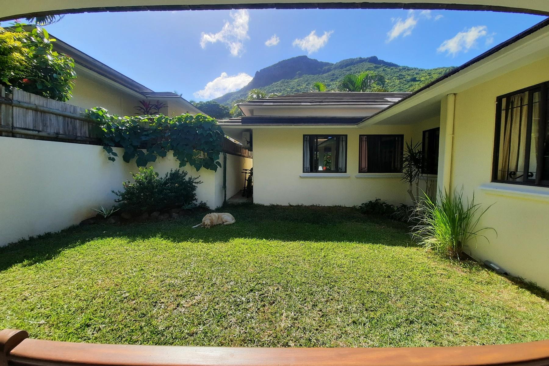 Estate Living  — 15