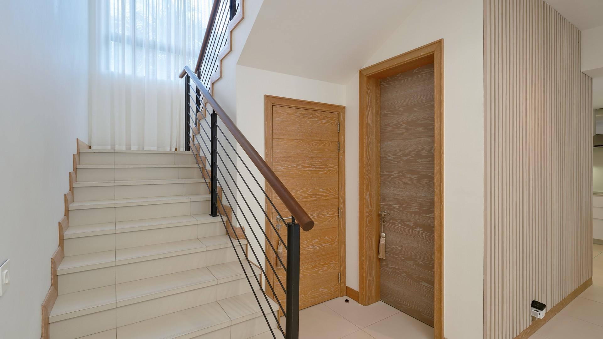 Premium Living — 17