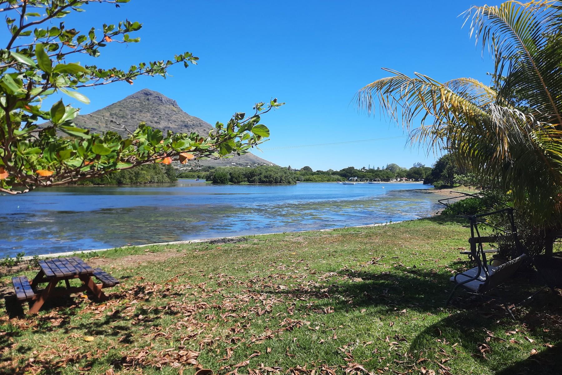 River Lodge  — 8