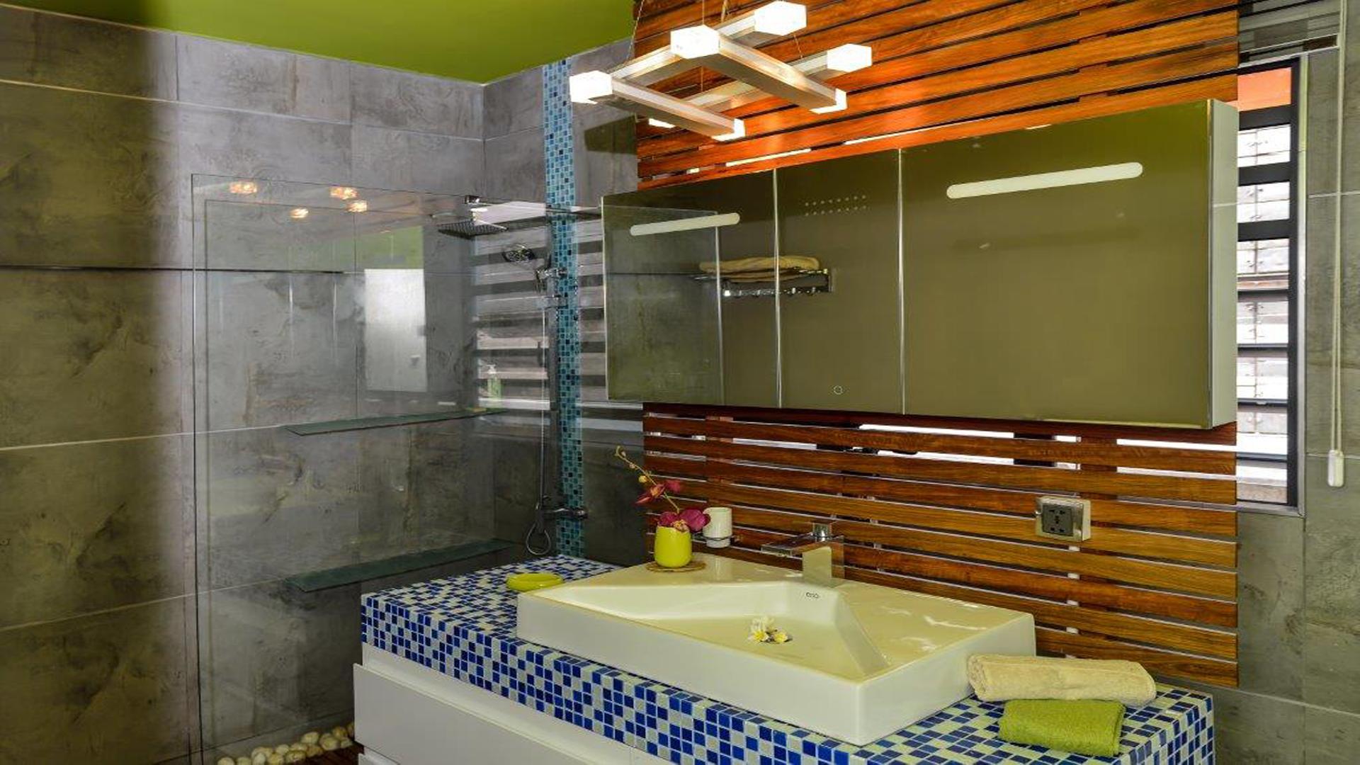 Ultimate West Living — 8