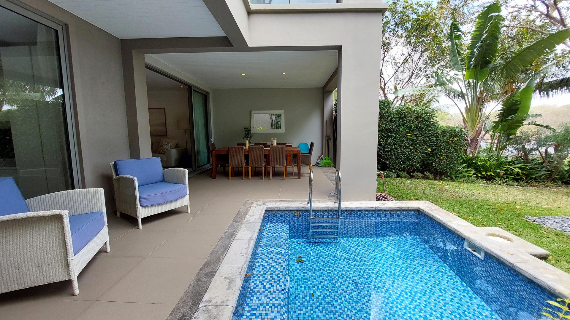 Riverflow Apartment — 12