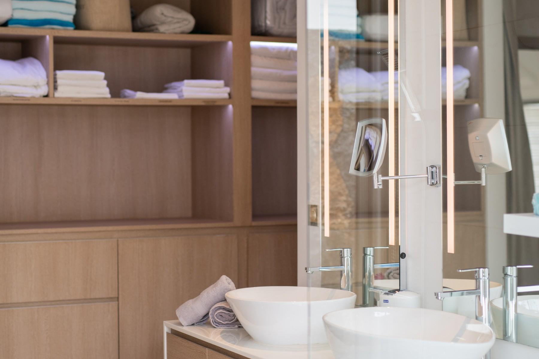 Neptune Villa  — 24