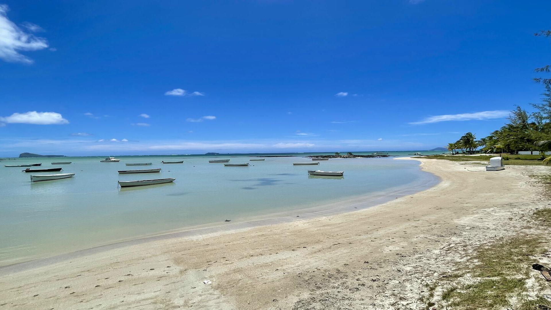 La Maison des Vagues — 11