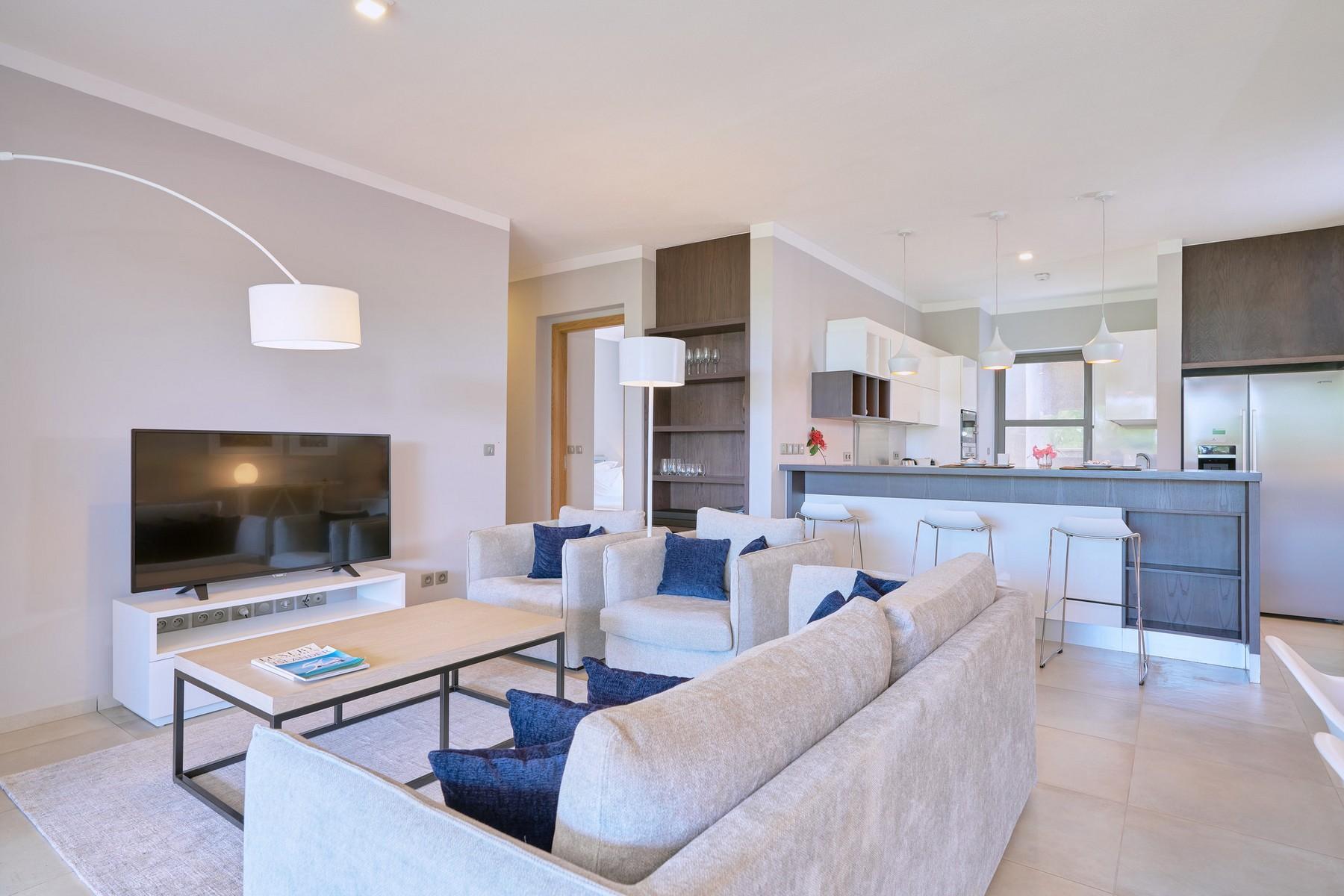 Mascarene Oceanfront Apartment — 18
