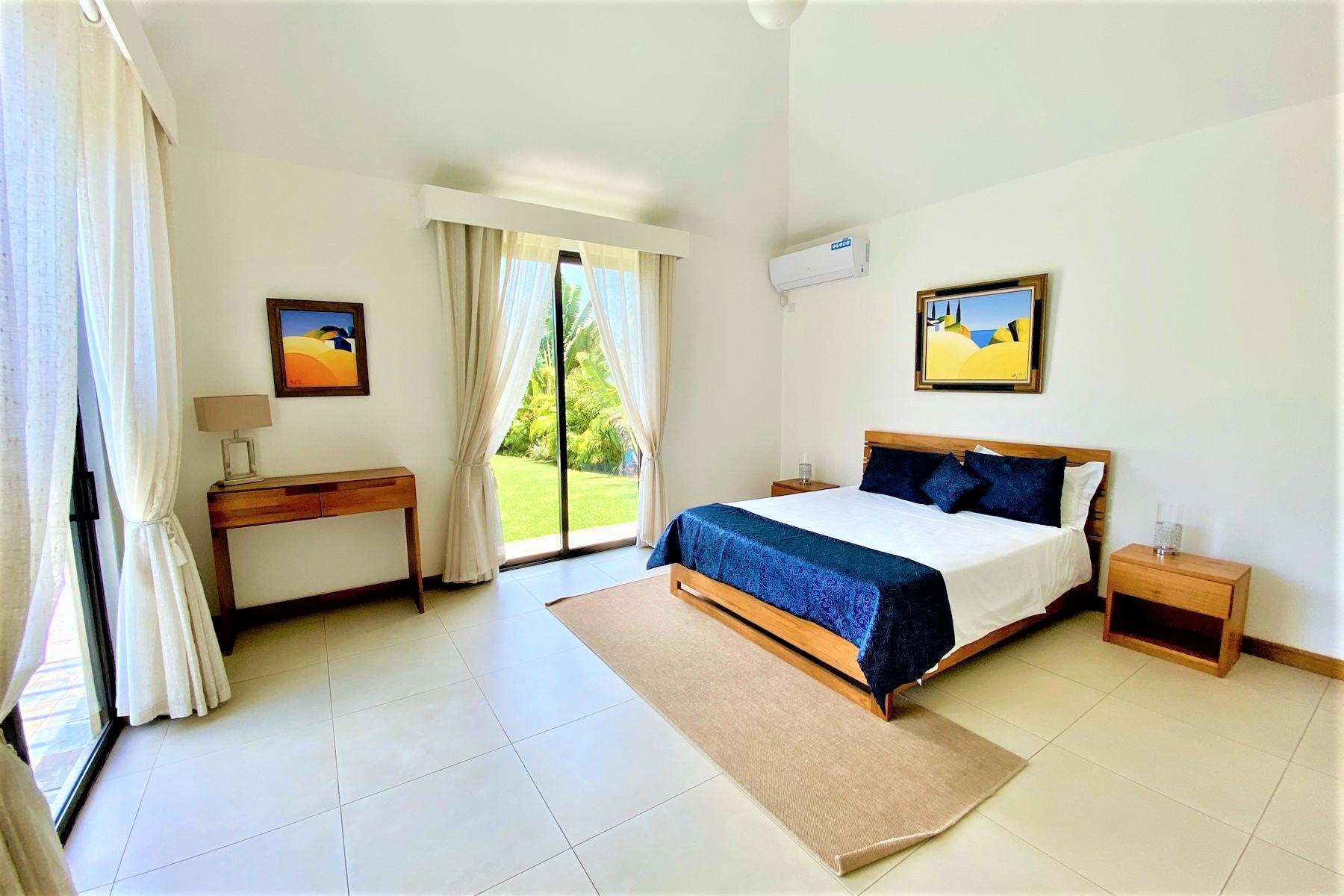 Tropical Villa — 10