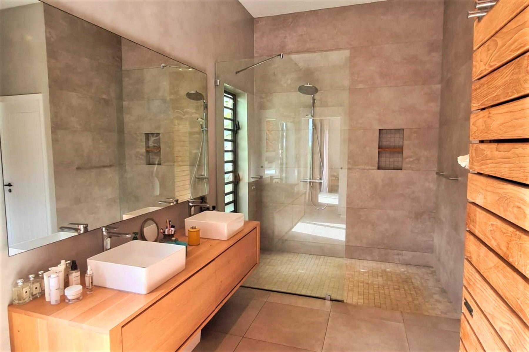 Diamond Villa  — 12