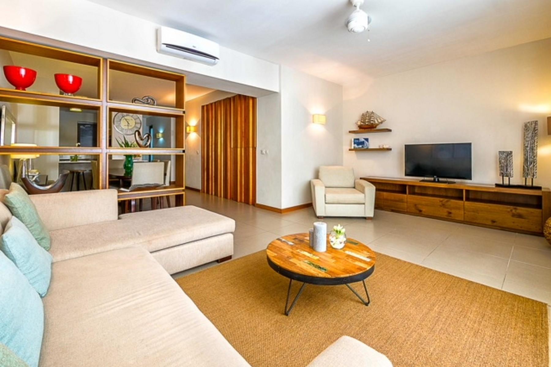 Well Established Beachside Duplex — 7