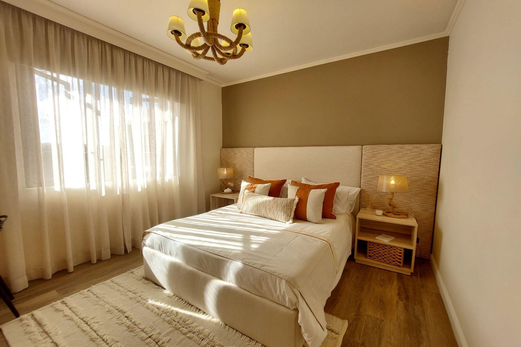 The Ritz Apartment  — 13